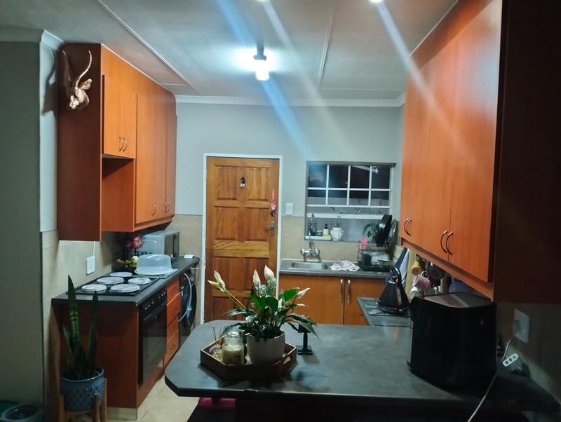 To Let 2 Bedroom Property for Rent in Potchefstroom North West